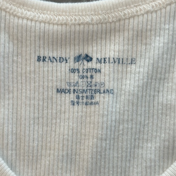 white plain brandy melville tank top 🤍❕ - Picture 5 of 5